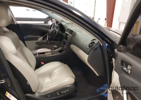 2009 Lexus Is 250 from USA, damaged, VIN JTHCK262895031992